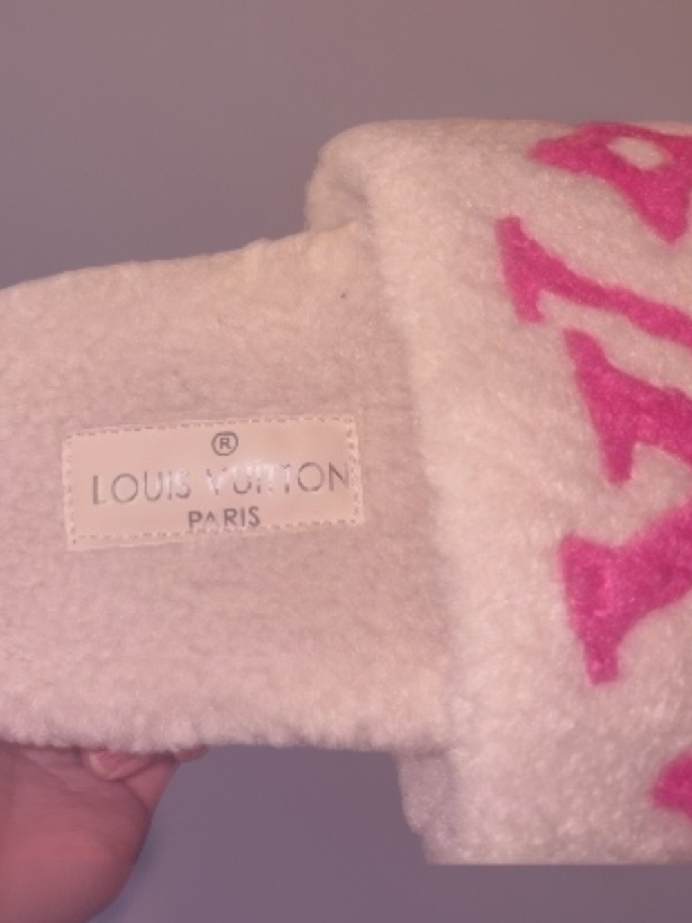 Louis Vuitton Cream Sherpa Slide with Pink Logo Accent - Picture 3 of 4